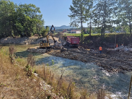 Izgradnja protipoplavnega nasipa Šmarca - Nožice - etapa 1 (18)